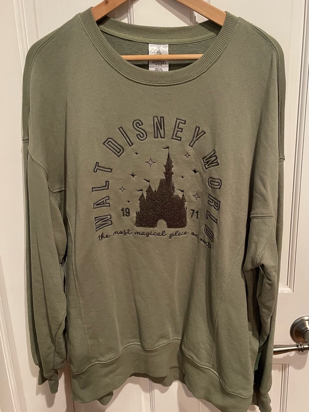 Walt Disney World Olive Green Crewneck Sweatshirt (Unisex).